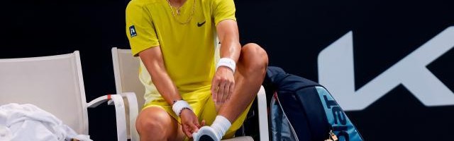 开云下载-商竣程创澳网最差战绩 一月内连续三站中途退赛