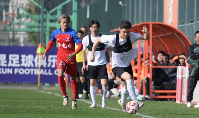 开云体育下载-侯永永：我是B2B喜欢8号位 盼延续上赛季挪甲表现