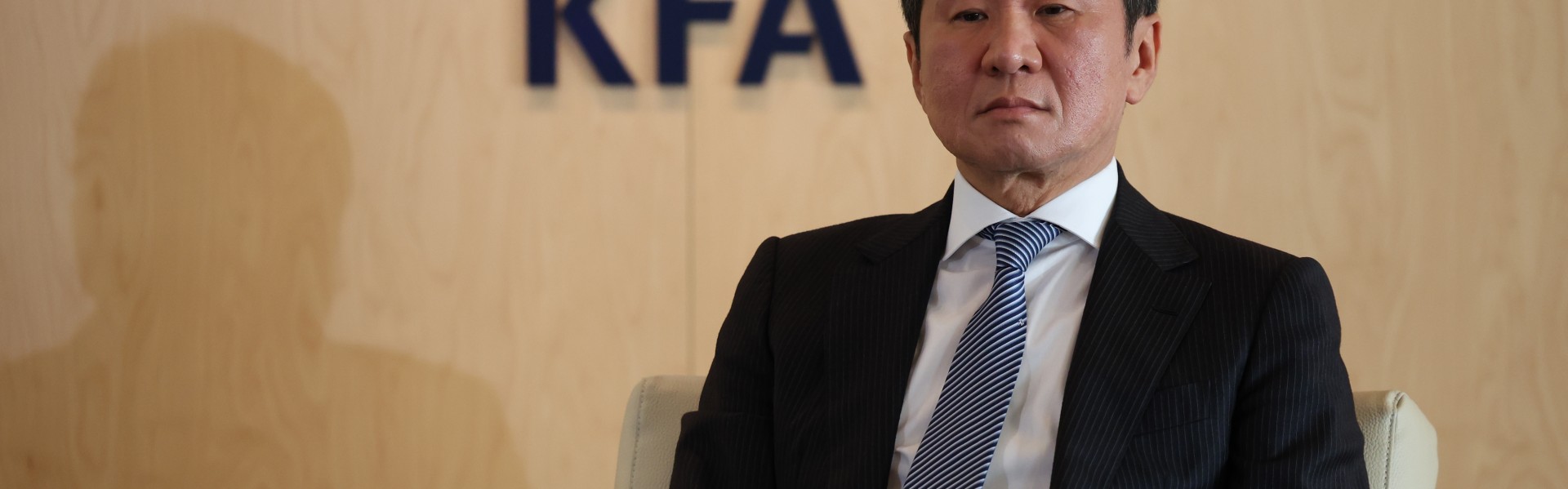 官方：执掌韩国足坛13年，郑梦奎将在世界杯后卸任韩国足协主席