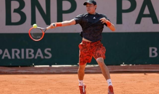 开云体育下载-吴易昺法网不敌No.24 3胜5负结束首个红土赛季