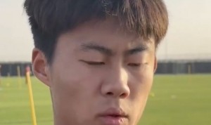 4场热身赛失利的压力？U17队长：努力训练，慢慢把最好状态找回来